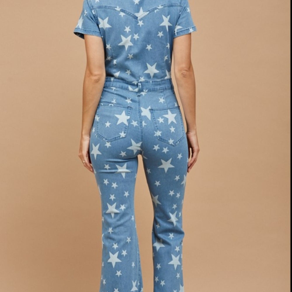 NWT WISTERIA LANE Star Print Denim JUMPSUIT - Picture 6 of 8